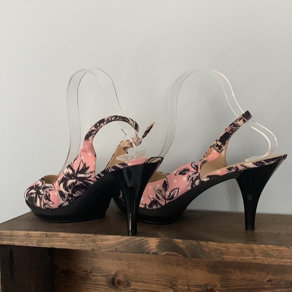 COPY - Nine West Punk Black Floral 3.25” Heels Size 10 - Picture 3 of 10